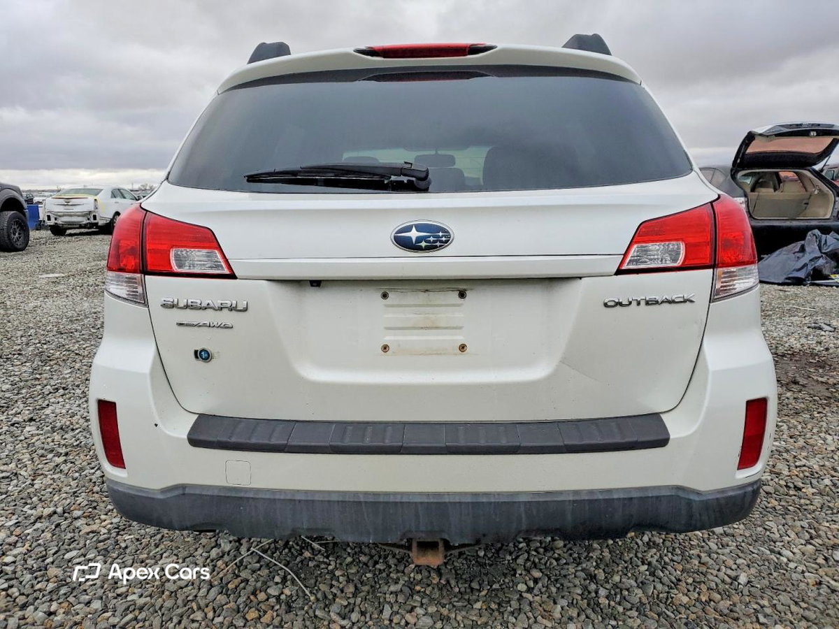 Subaru Outback 2011