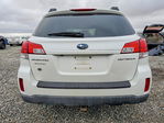 Subaru Outback 2011