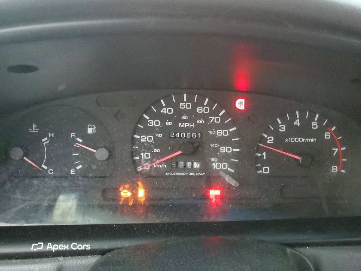 Nissan Titan 1996