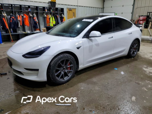 Tesla Model 3 2022 - Image 1 of 13