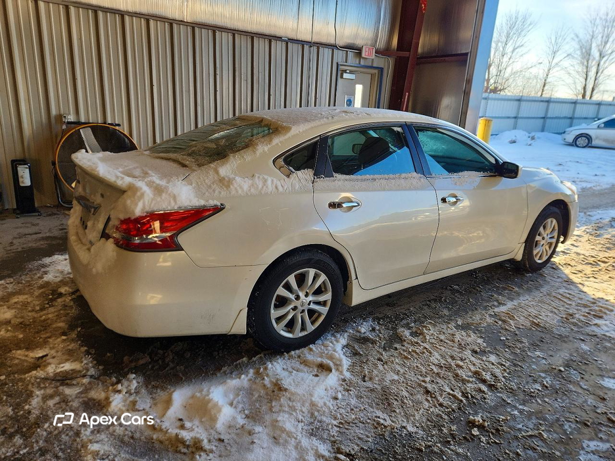 Nissan Altima 2014