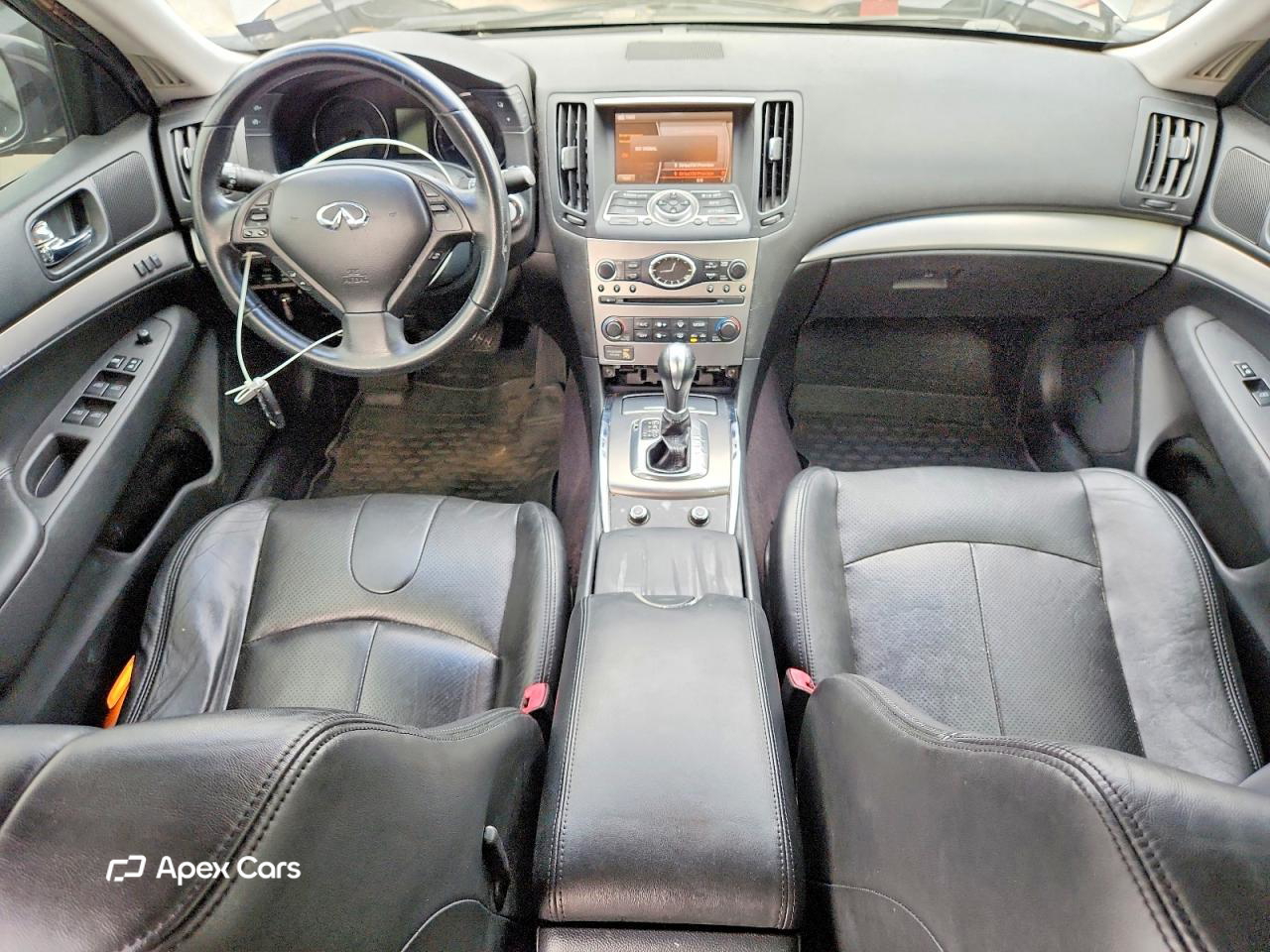 Infiniti G 2010