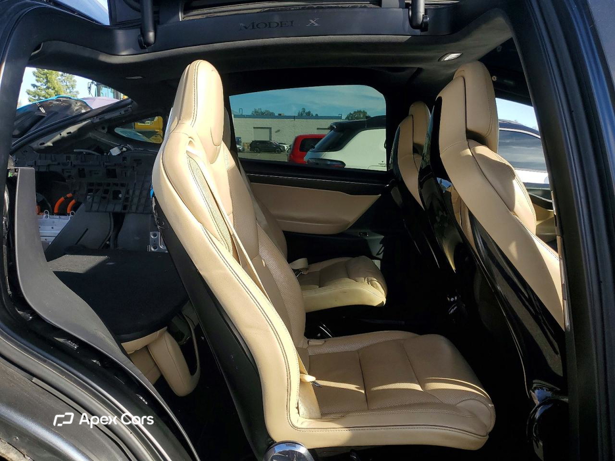 Tesla Model X 2016