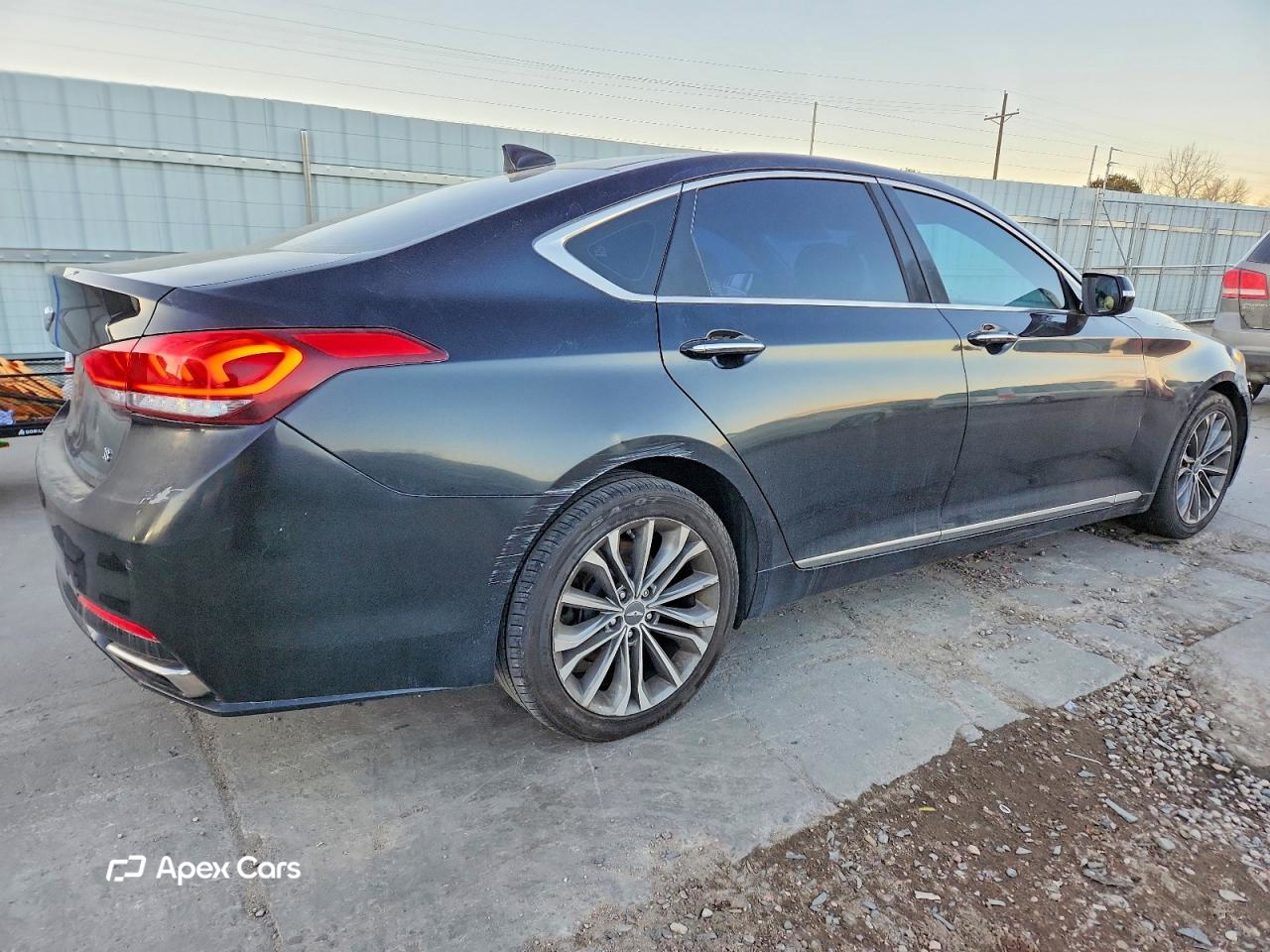 Hyundai Genesis 2015