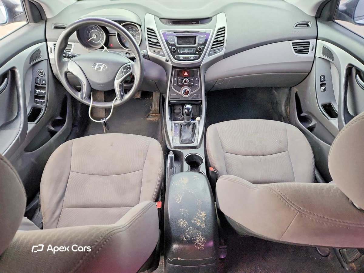 Hyundai Elantra 2016