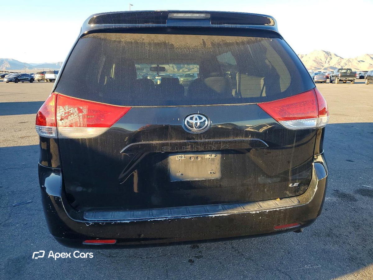 Toyota Sienna 2013