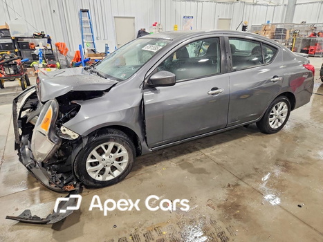 Nissan Versa 2018 - Image 1 of 13