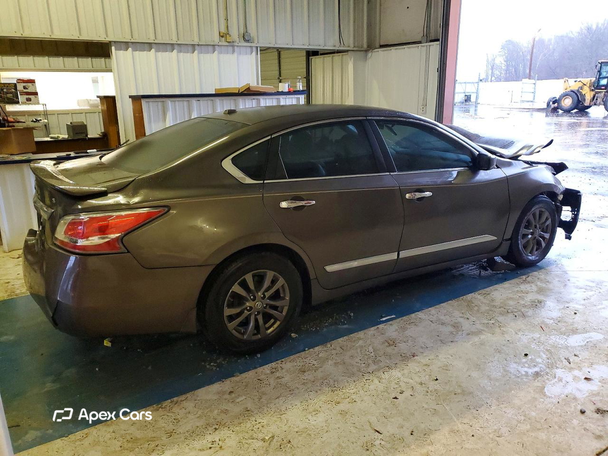 Nissan Altima 2015