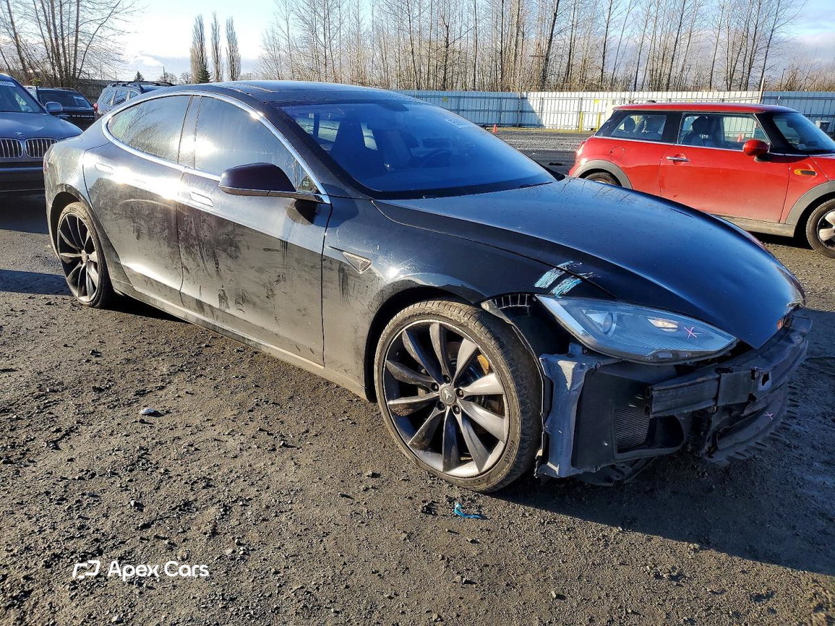 Tesla Model S 2012