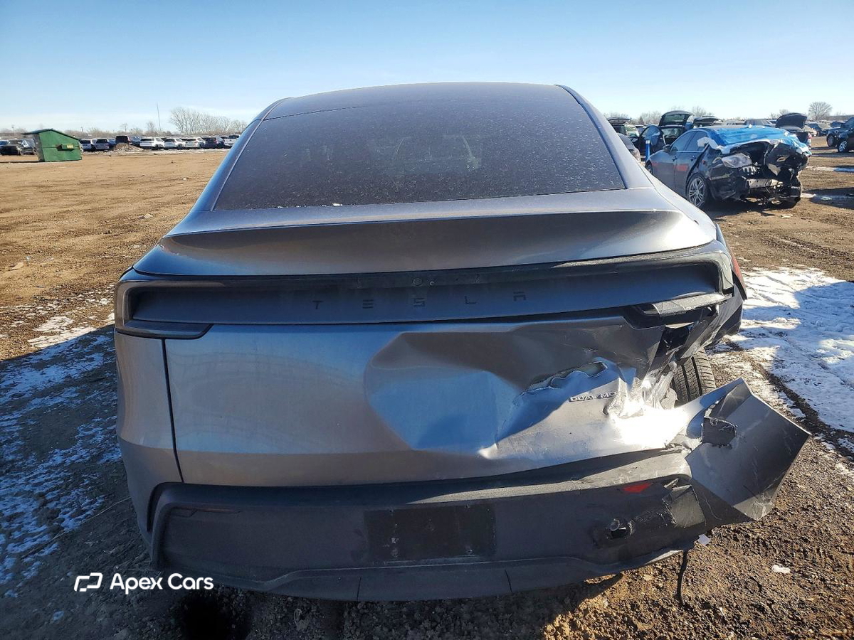 Tesla Model Y 2026