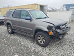Toyota Sequoia 2005