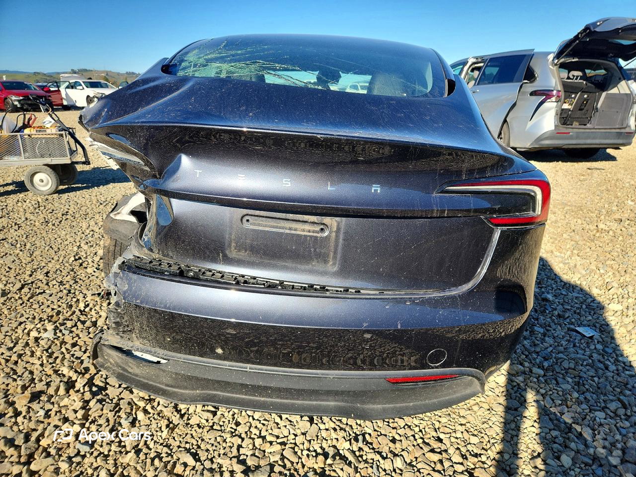 Tesla Model 3 2024