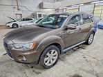 Mitsubishi Outlander 2012