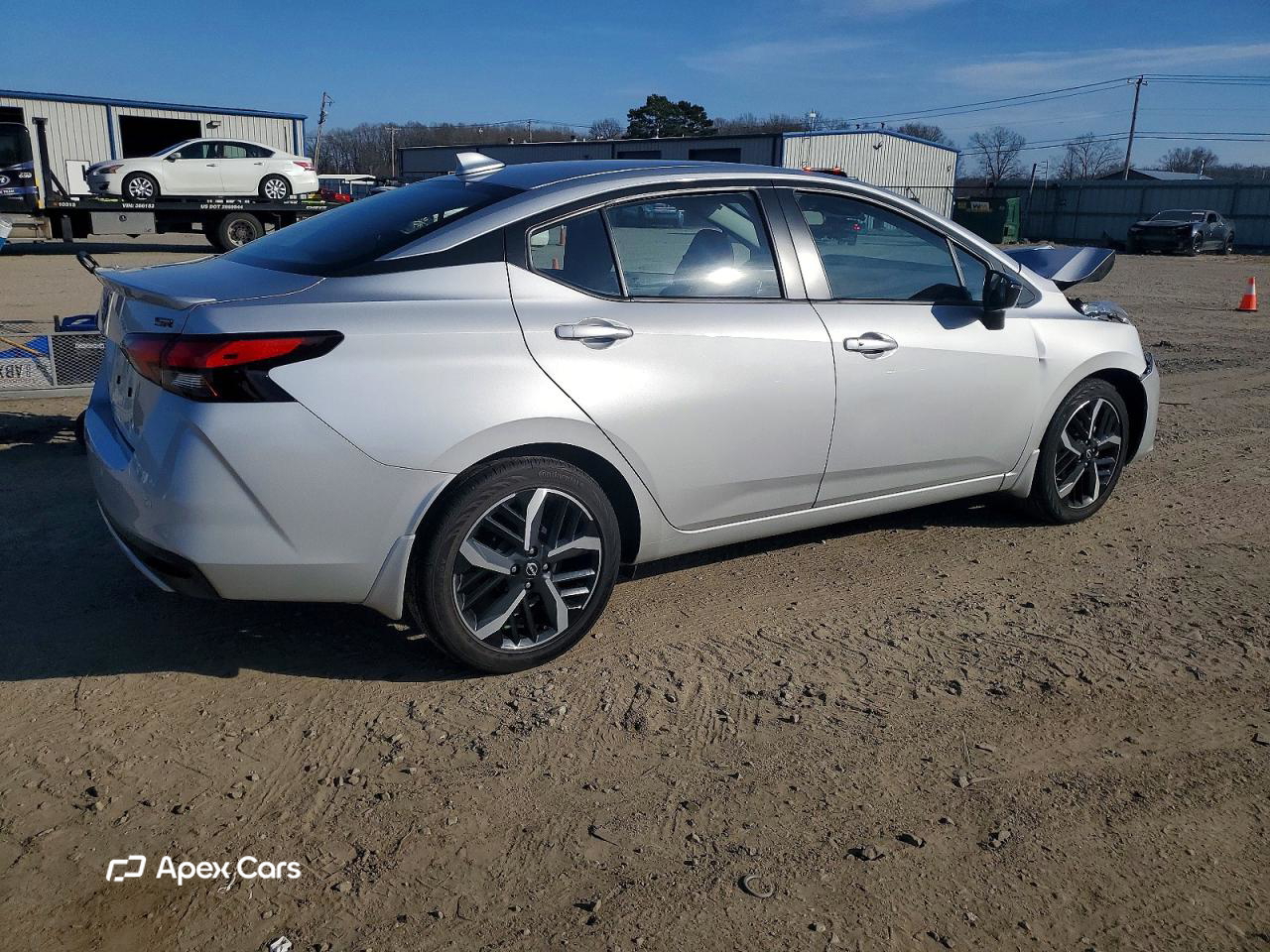 Nissan Versa 2025