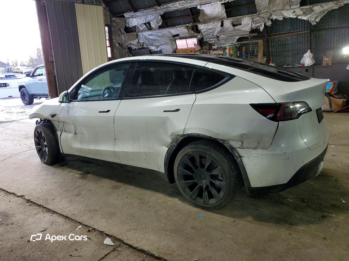 Tesla Model Y 2022