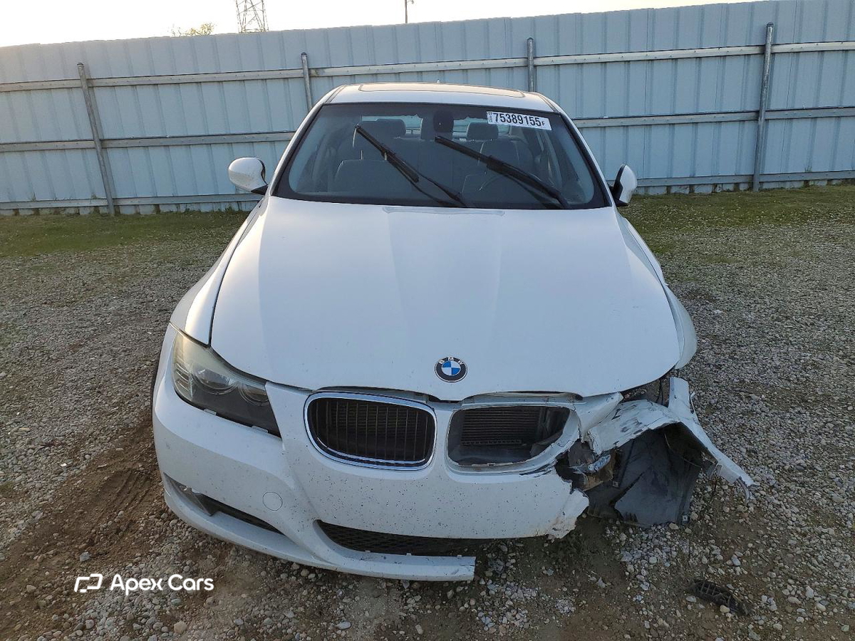 BMW Series 3 2011