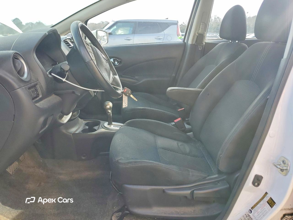 Nissan Versa 2016