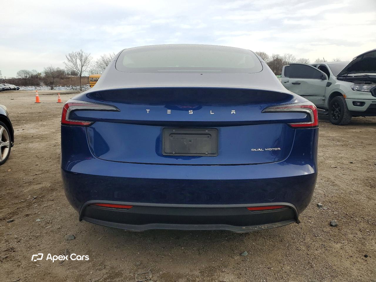 Tesla Model 3 2024
