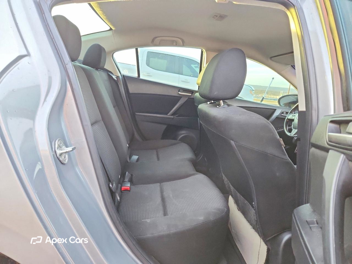 Mazda 3 2013