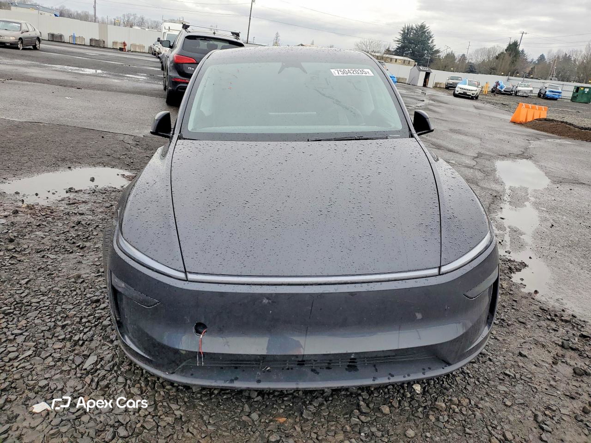 Tesla Model Y 2026
