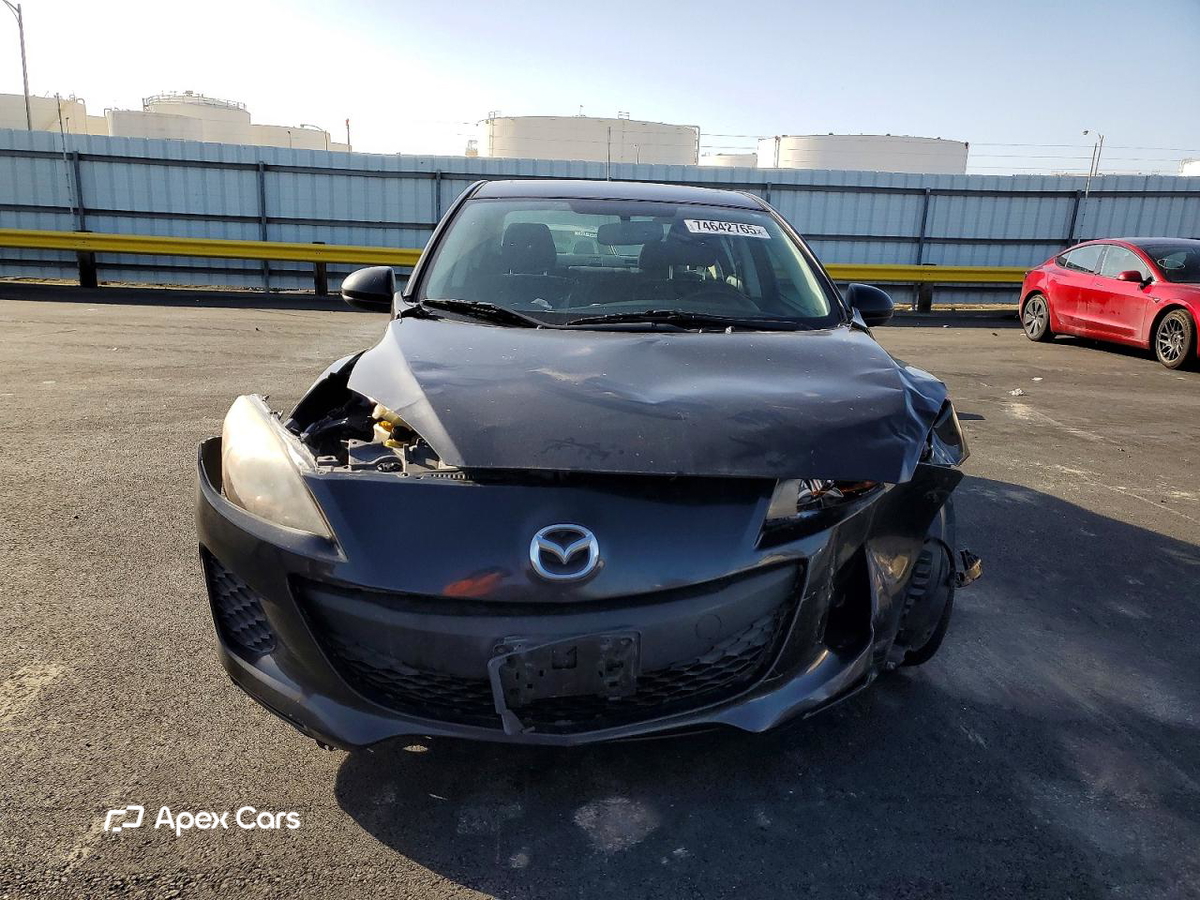 Mazda 3 2013