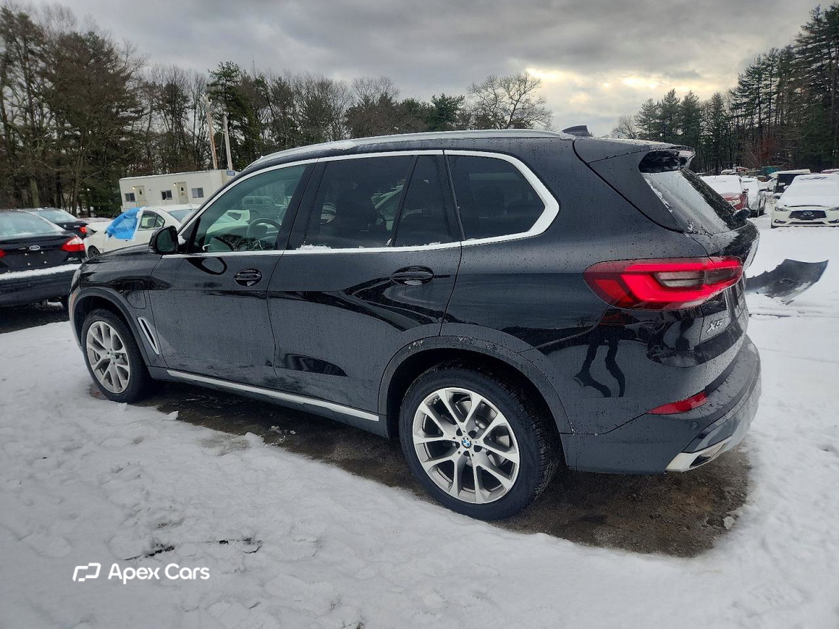 BMW X5 2021