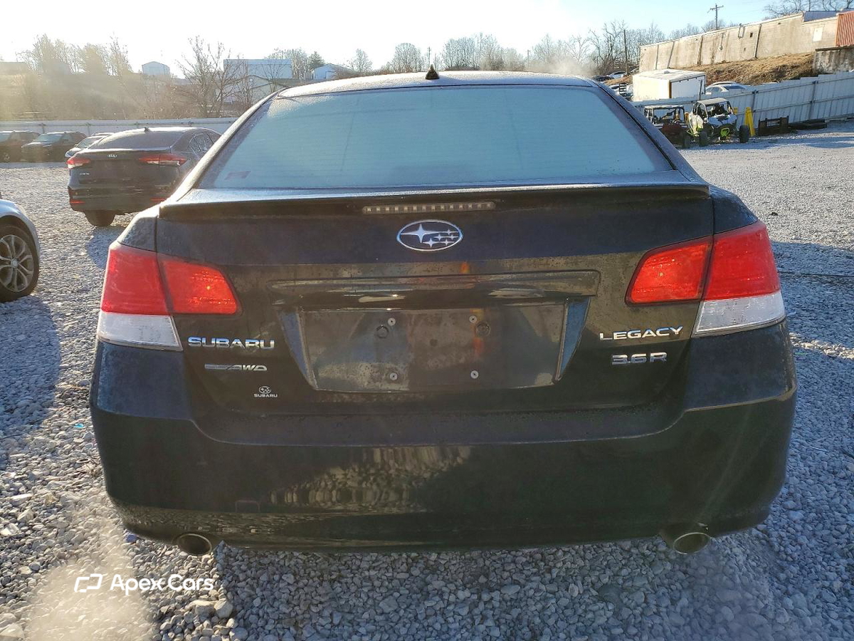 Subaru Legacy 2013