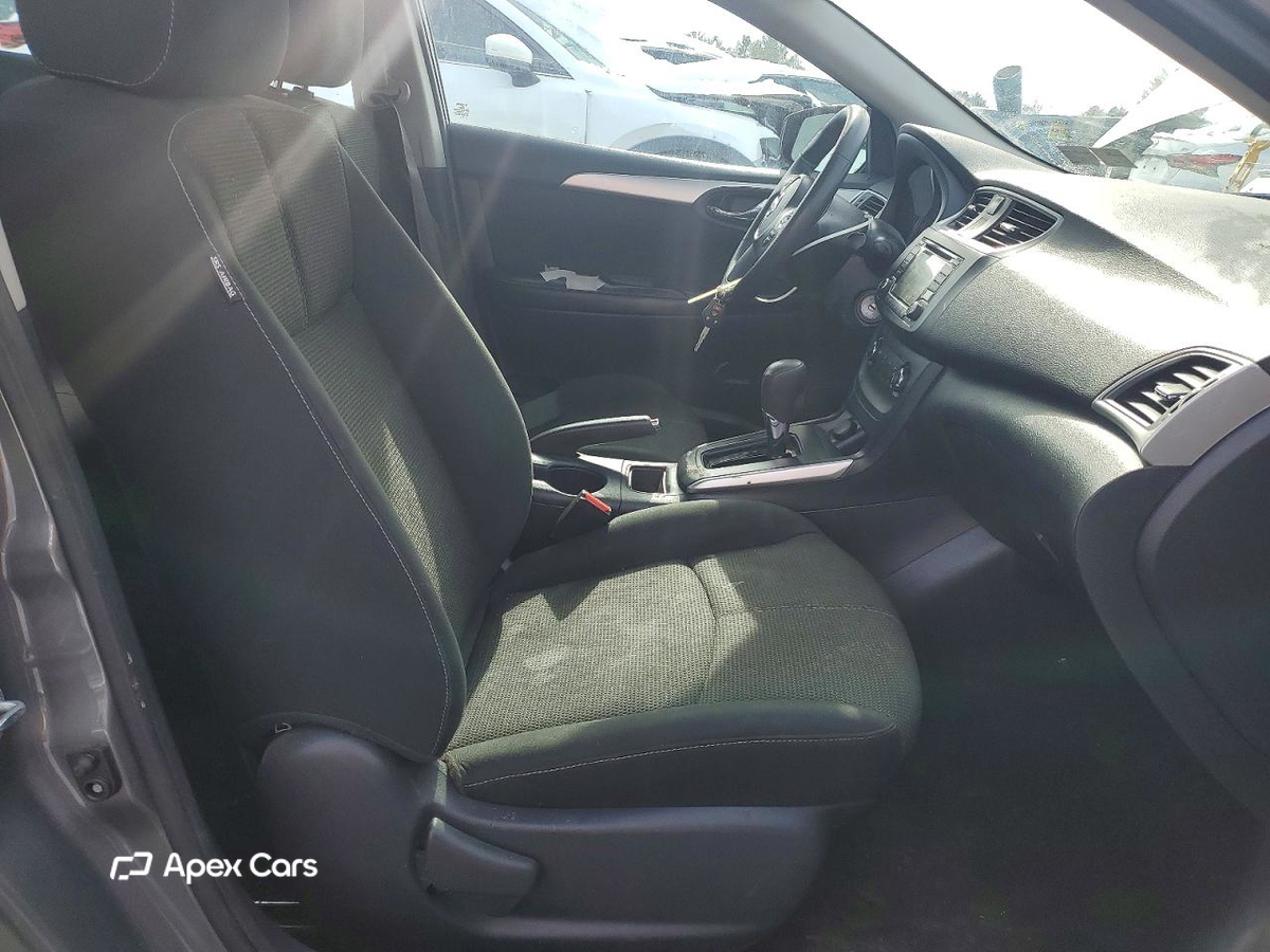Nissan Sentra 2018