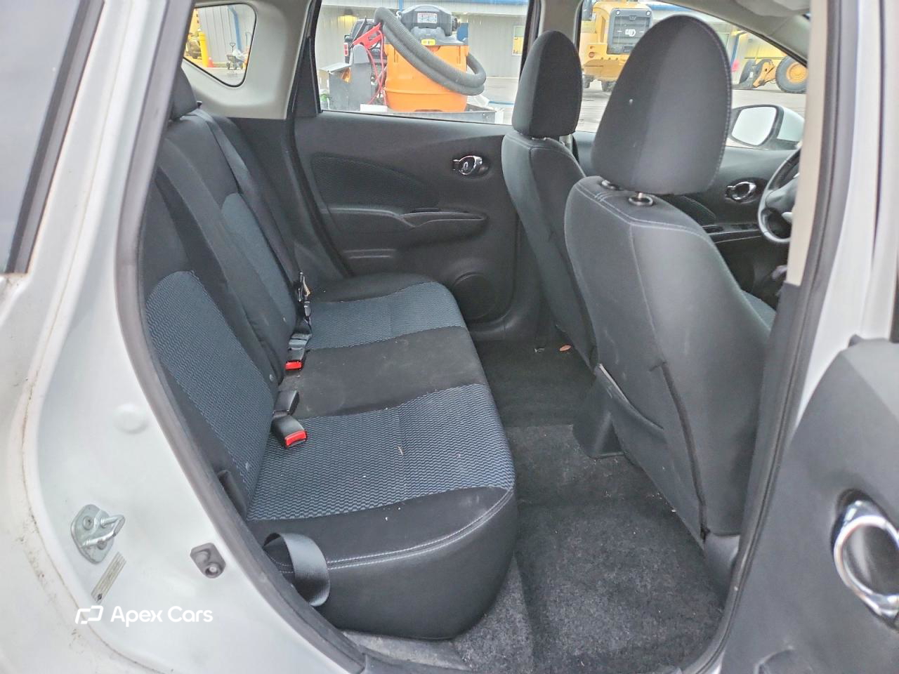 Nissan Versa 2016
