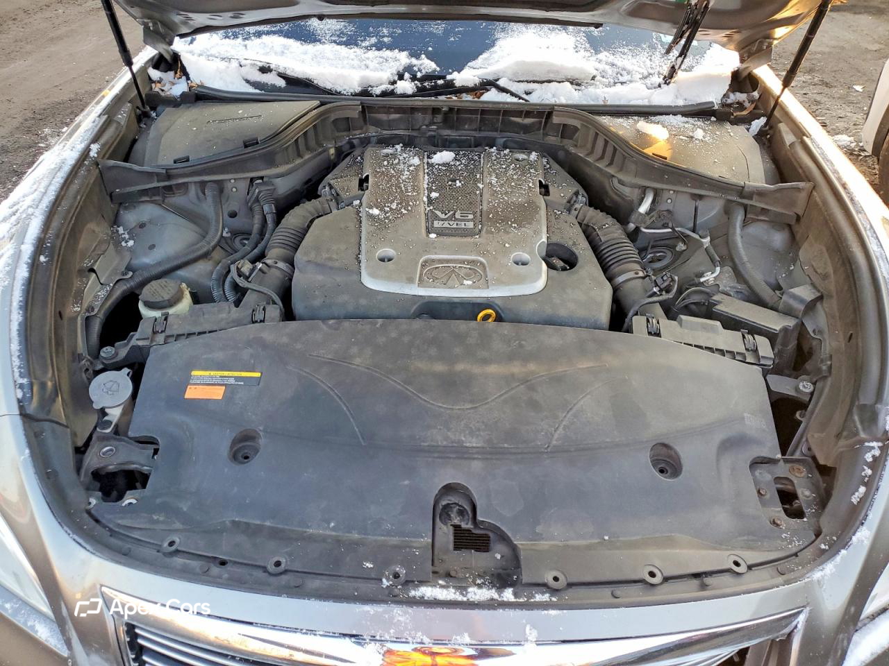 Infiniti M 2013