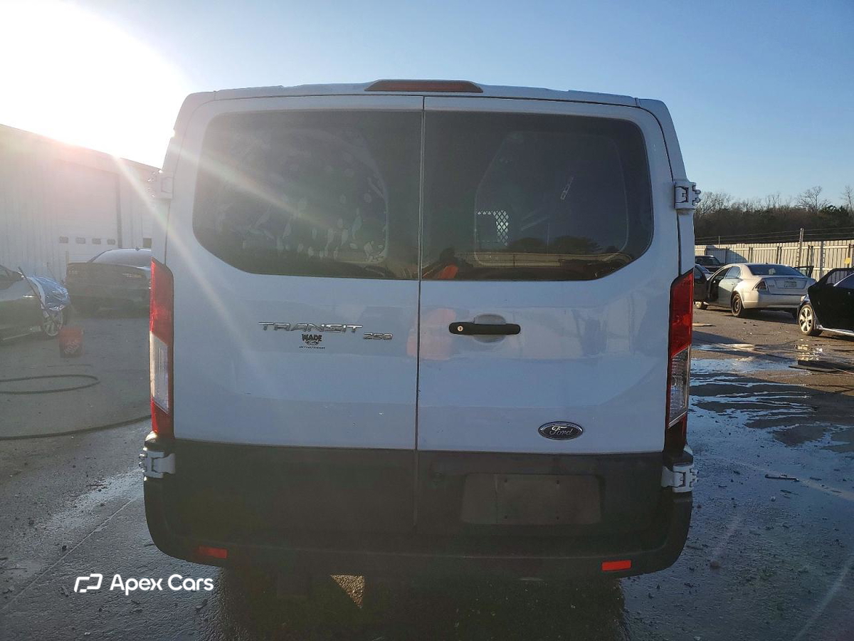 Ford Transit 2018