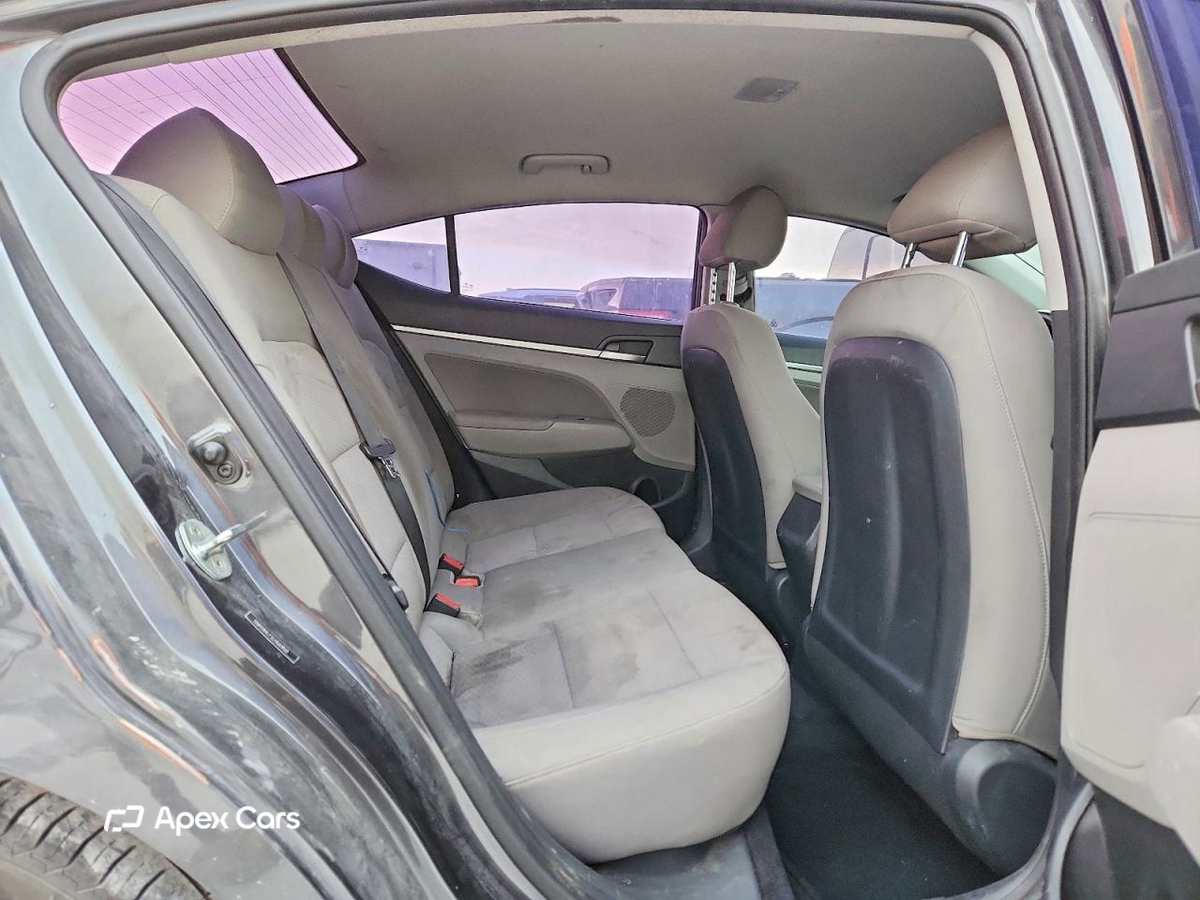 Hyundai Elantra 2020