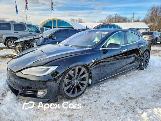Tesla Model S 2019 - Zdjęcie 1 z 12