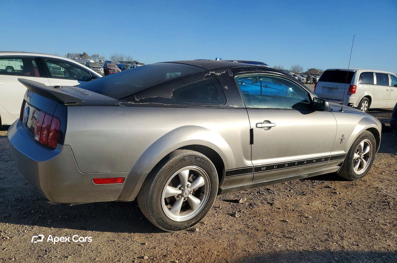 Ford Mustang 2008