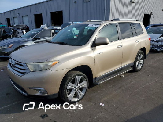 Toyota Highlander 2012 - Image 1 of 13