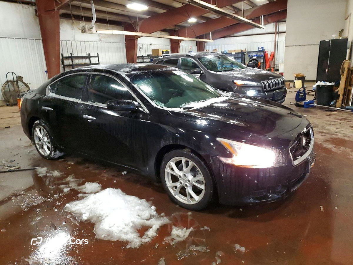 Nissan Maxima 2014