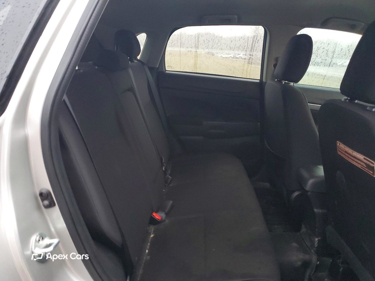 Mitsubishi Outlander 2013