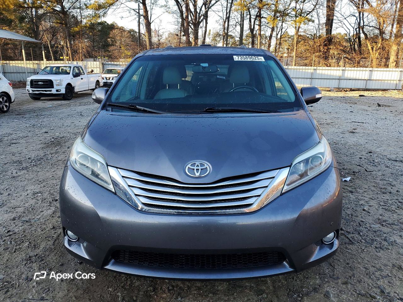 Toyota Sienna 2015