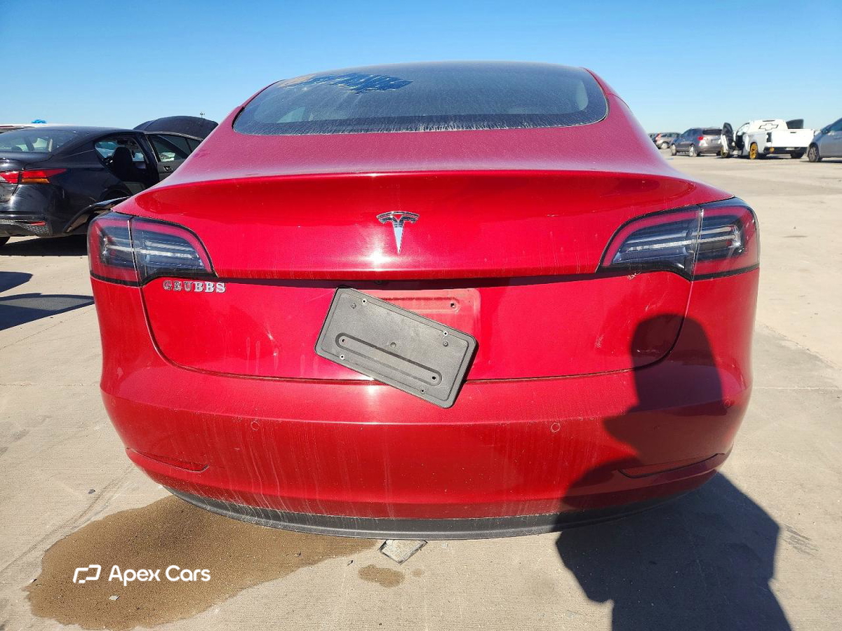 Tesla Model 3 2022