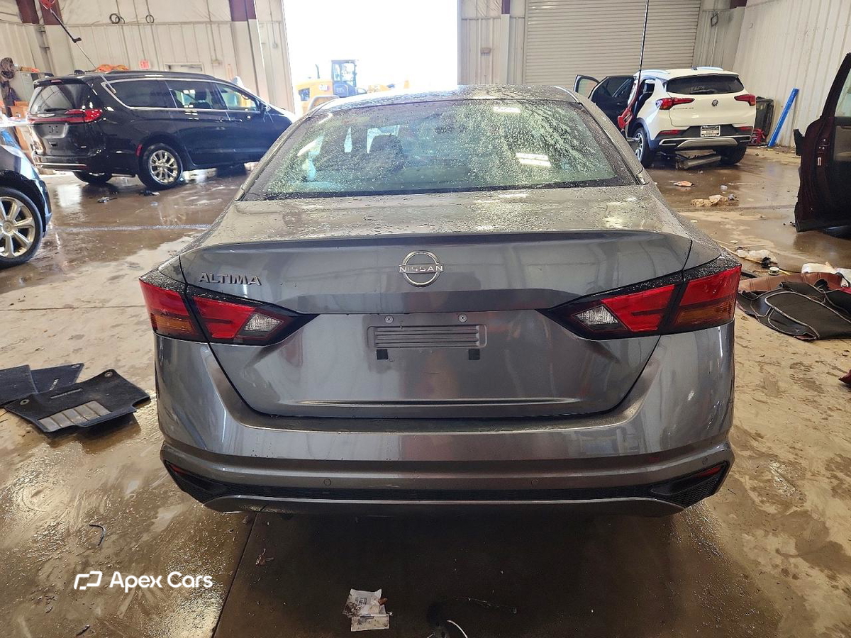 Altima 2023