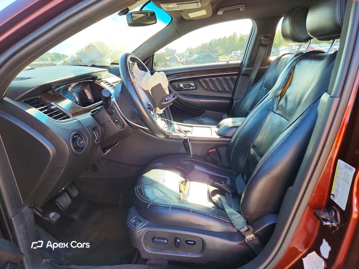 Ford Taurus 2015