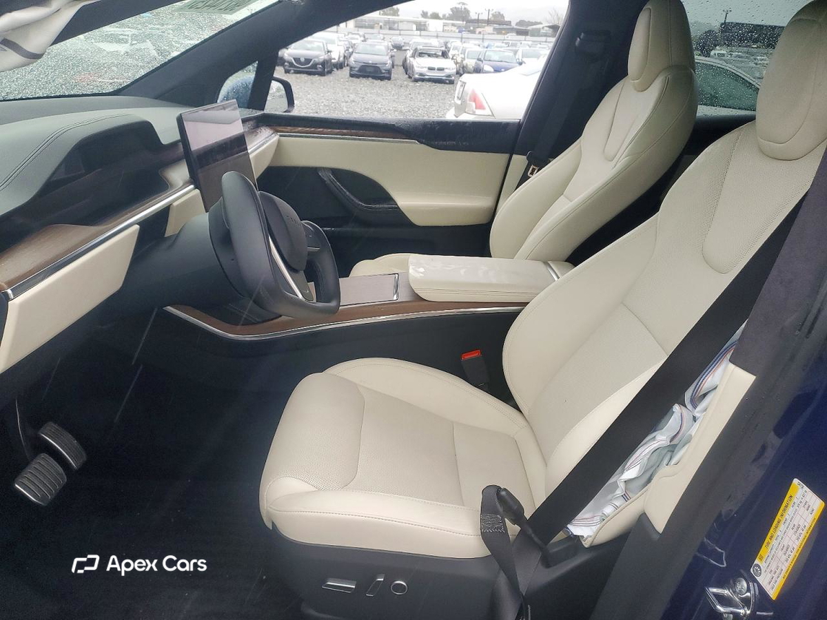 Tesla Model X 2022