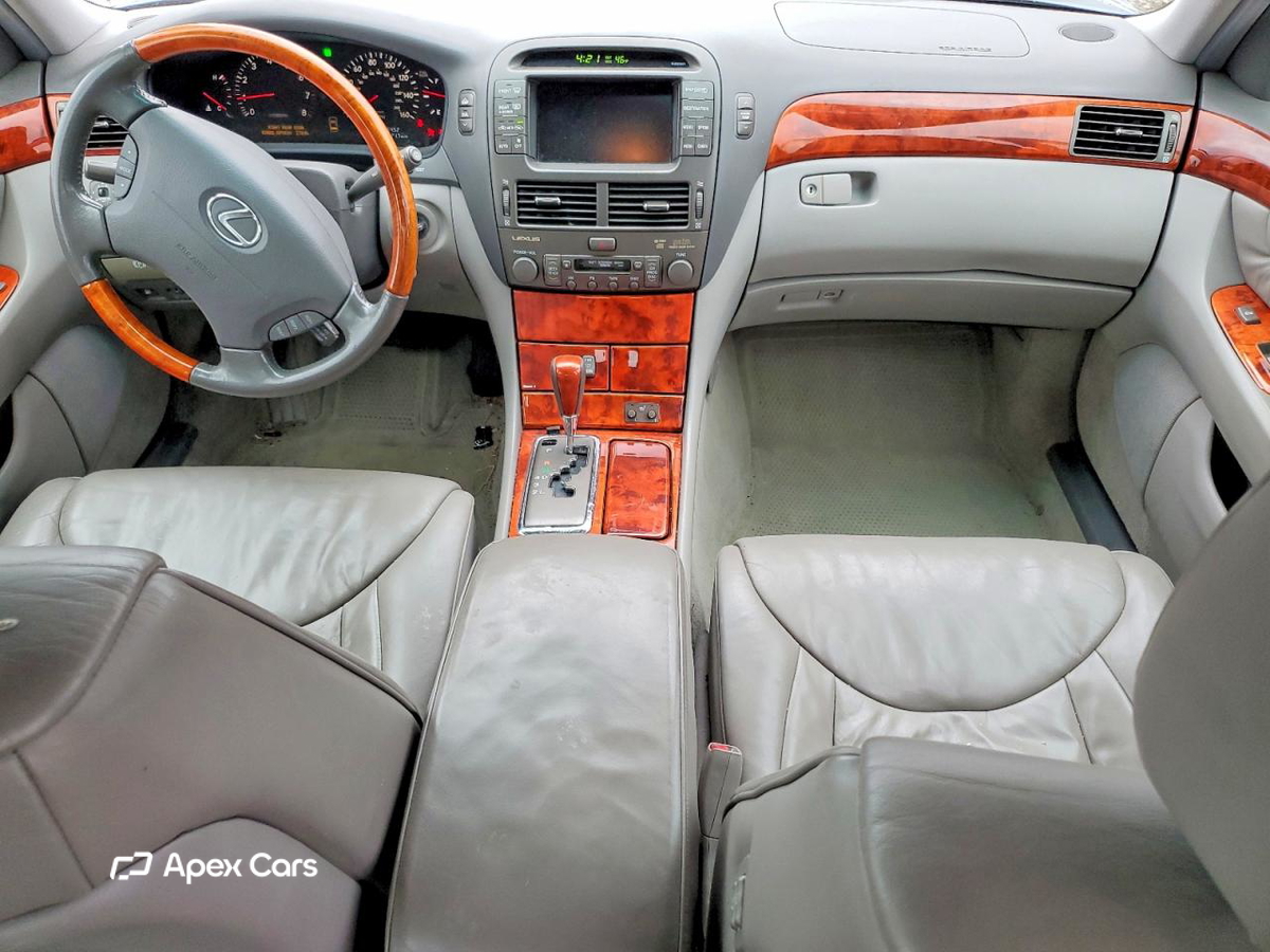Lexus LS 2002