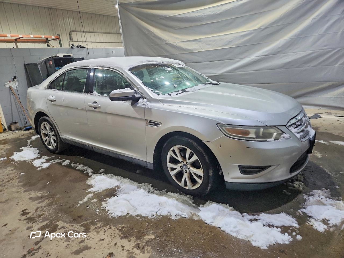 Ford Taurus 2010