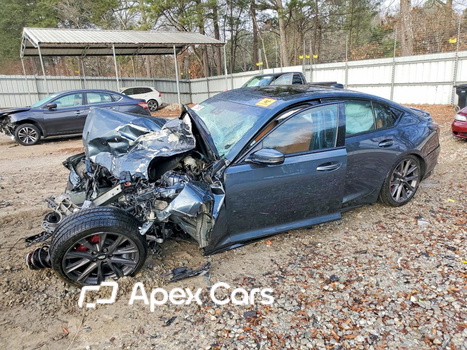 Cadillac CT5 2020 - Image 1 of 13