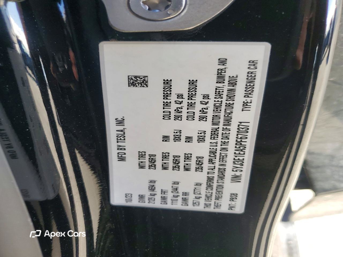 Tesla Model 3 2023