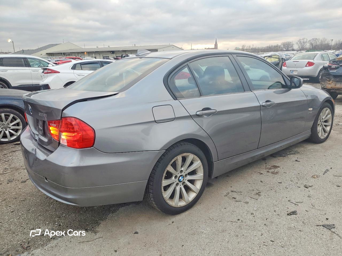 BMW Series 3 2011