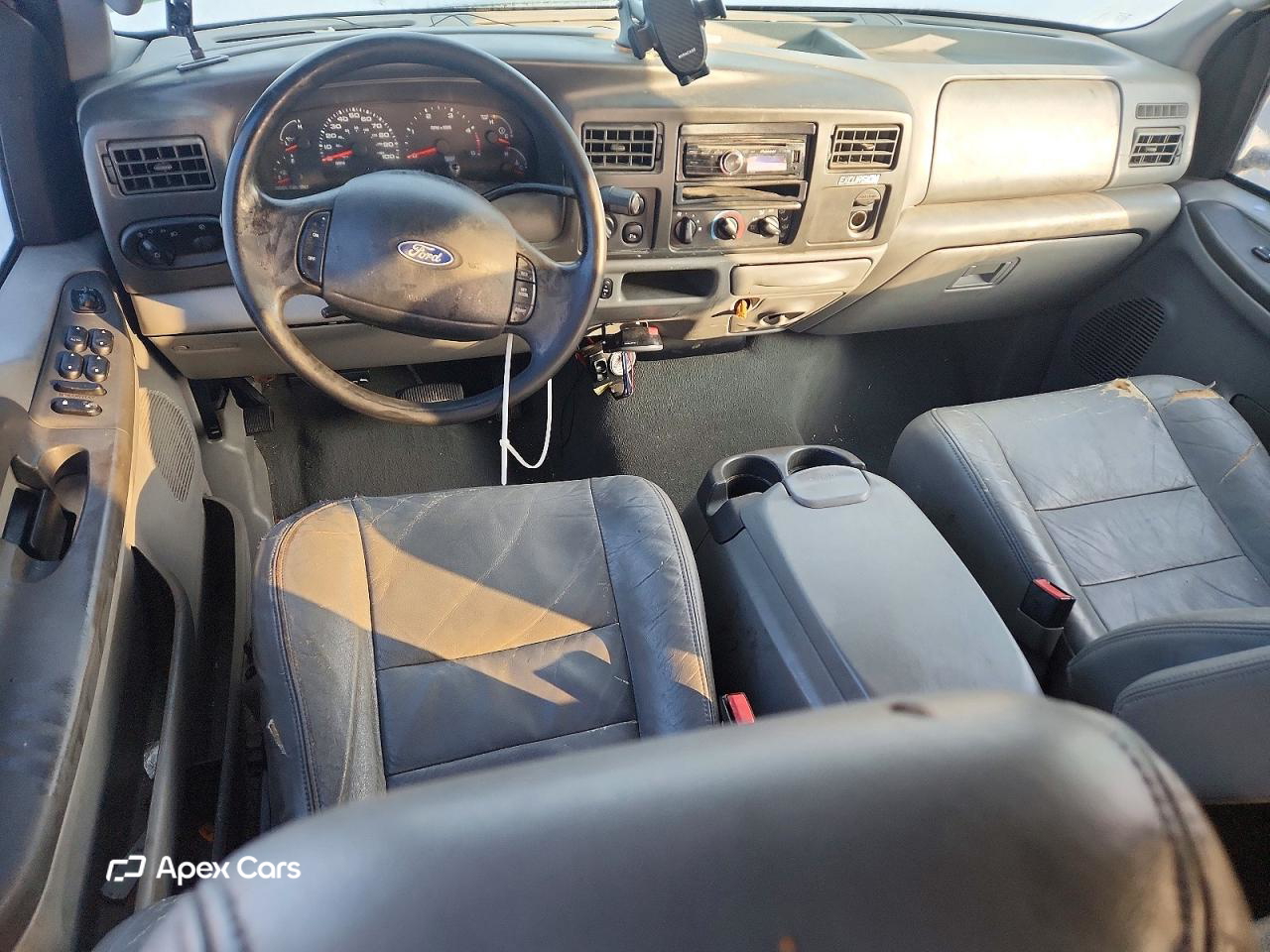 Ford Excursion 2004