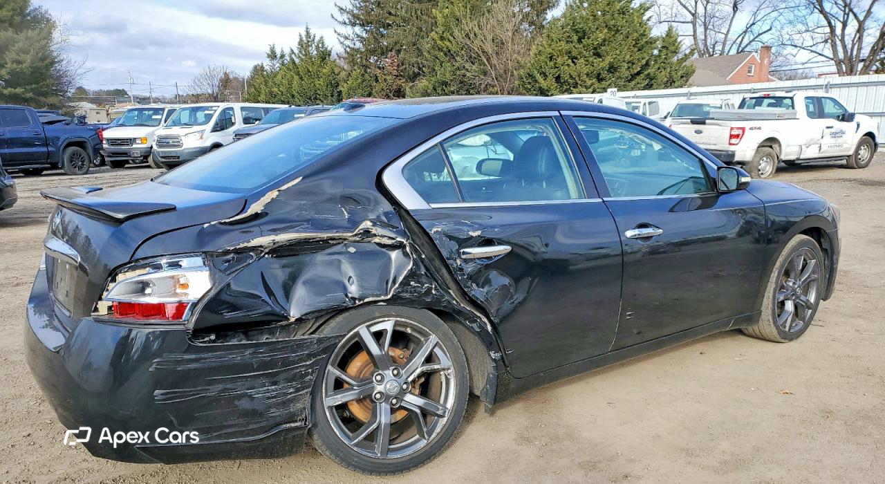 Nissan Maxima 2014