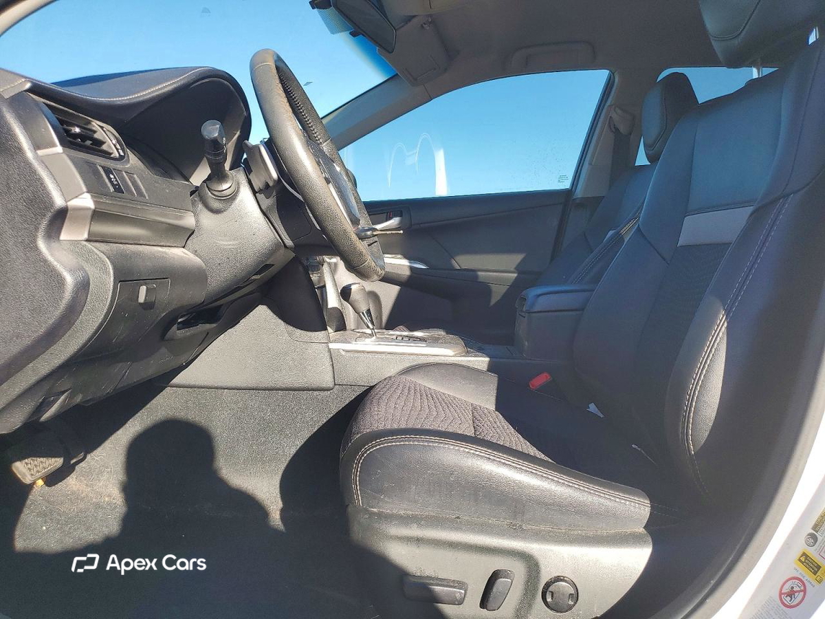 Toyota Camry 2012